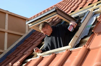 Pose de fenêtres de toit Velux à Barbas